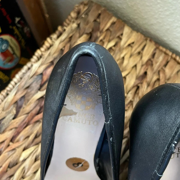 Vince Camuto black wedge heels with bows Women’s size 8 going out comfortable - Picture 3 of 8